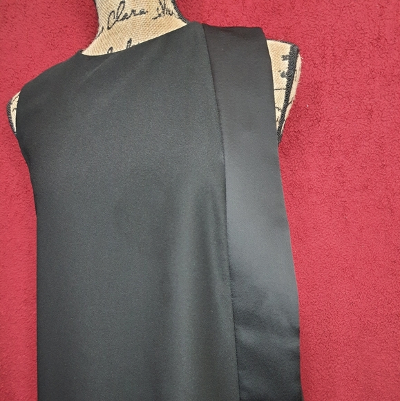 Ted Baker Dresses & Skirts - NWT Ted Baker Black Two-Tone Wrap Dress Blouse